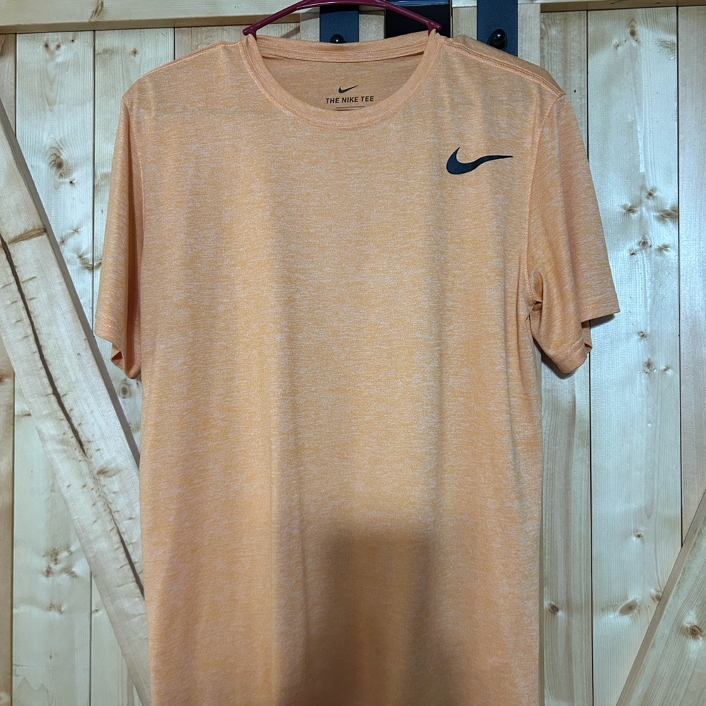 Nike Men's Short Sleeve Tee in Orange